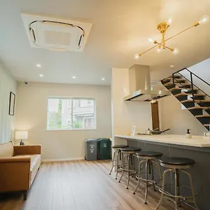  Hostel Orange County